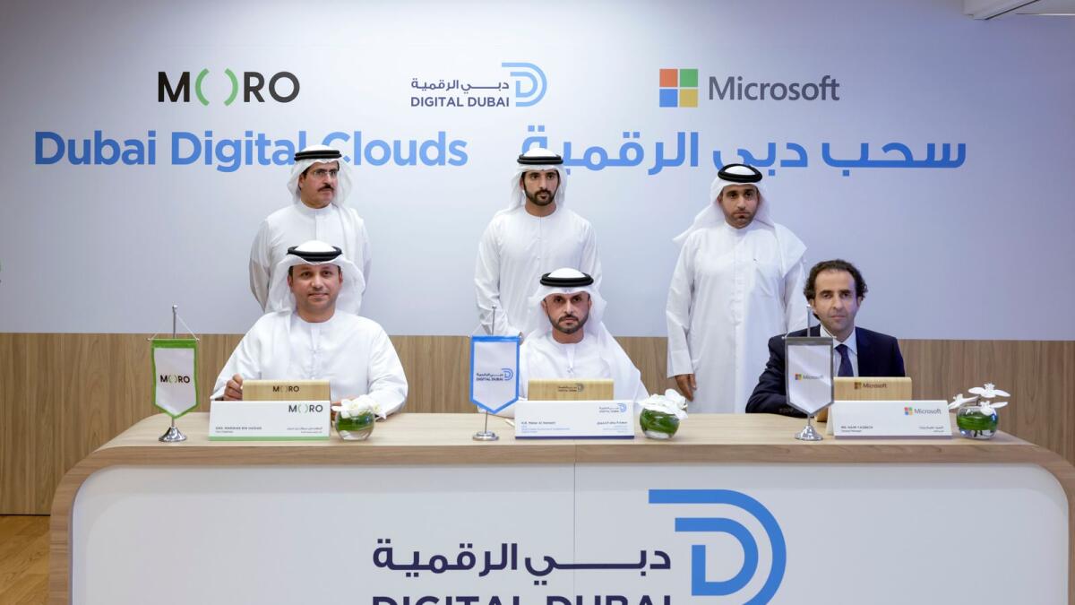 الشيخ حمدان يحضر توقيع اتفاقيات الشراكة بين Digital Dubai و Microsoft و Moro Hub لتنفيذ مشروع Dubai Digital Cloud.  - وام