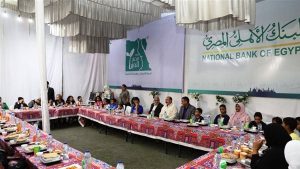 محافظ أسوان يشارك أبناءه من دور الرعاية الاجتماعية والمواطنين حفل الإفطار الجماعي