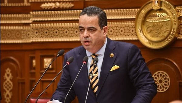 إنجاز وطني ورمز للفخر.. عصام هلال يهنئ السيسي بذكرى انتصار العاشر من رمضان