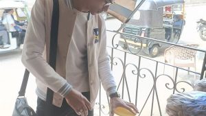 إعدام عصائر وألبان غير صالحة للاستهلاك الآدمي في الدقهلية