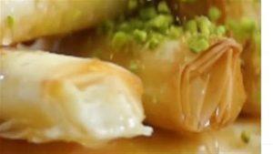 حلويات رمضان| طريقة عمل أصابع الجلاش المحشية بالسميد