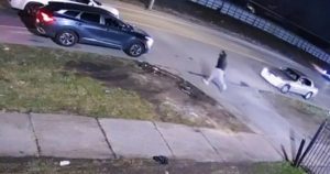 تم إطلاق النار على خمسة أشخاص بعد خلاف حول مكان لوقوف السيارات في نادي ديترويت بلوز