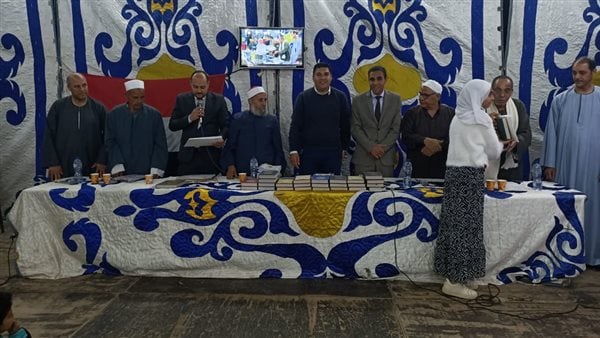 نجوم متلألئة.. تكريم حفظة القرآن الكريم بقرية العبسي في العياط| صور