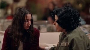 لينا صوفيا: بكيت لما قابلت إسعاد يونس.. فيديو