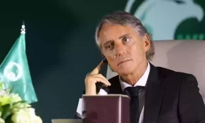 نسخته لم تعد الأنسب للإيطالي!! السالمي يفجر سبب عدم استدعاء مانشيني نجم الهلال