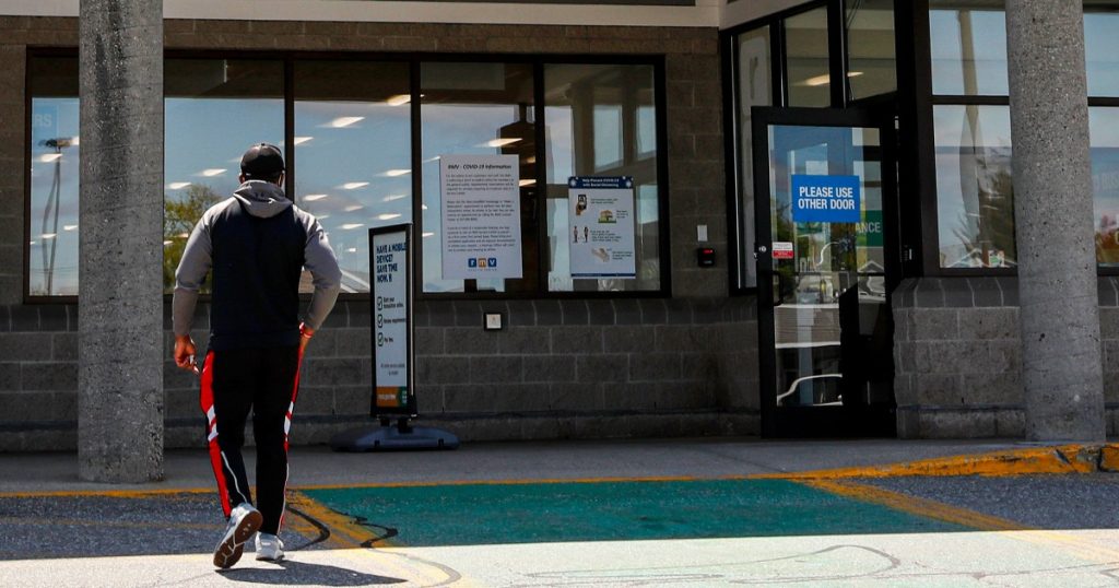 تعطلت خدمات DMV على الصعيد الوطني بسبب انقطاع النظام