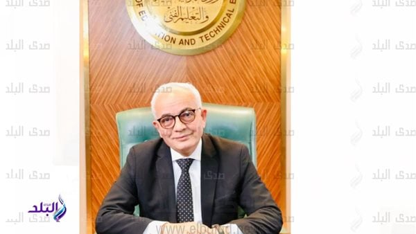 أروع مثال للإخلاص والتفاني| وزير التعليم يوجه رسالة للمعلمات في عيد الأم