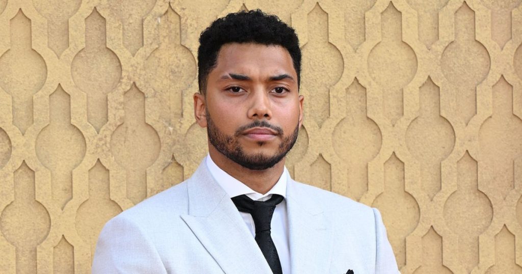 وفاة الممثل تشانس بيردومو في فيلم Chilling Adventures of Sabrina عن عمر يناهز 27 عامًا بعد حادث دراجة نارية