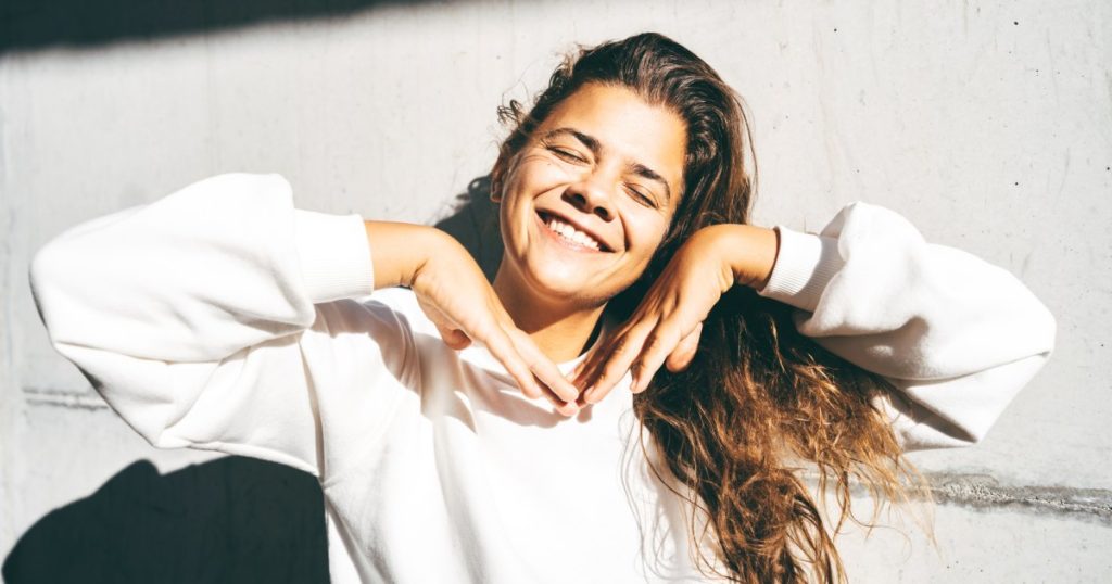 عصا الوجه 4 في 1 التي تثير إعجاب المشاهير بخصم 50% تقريبًا