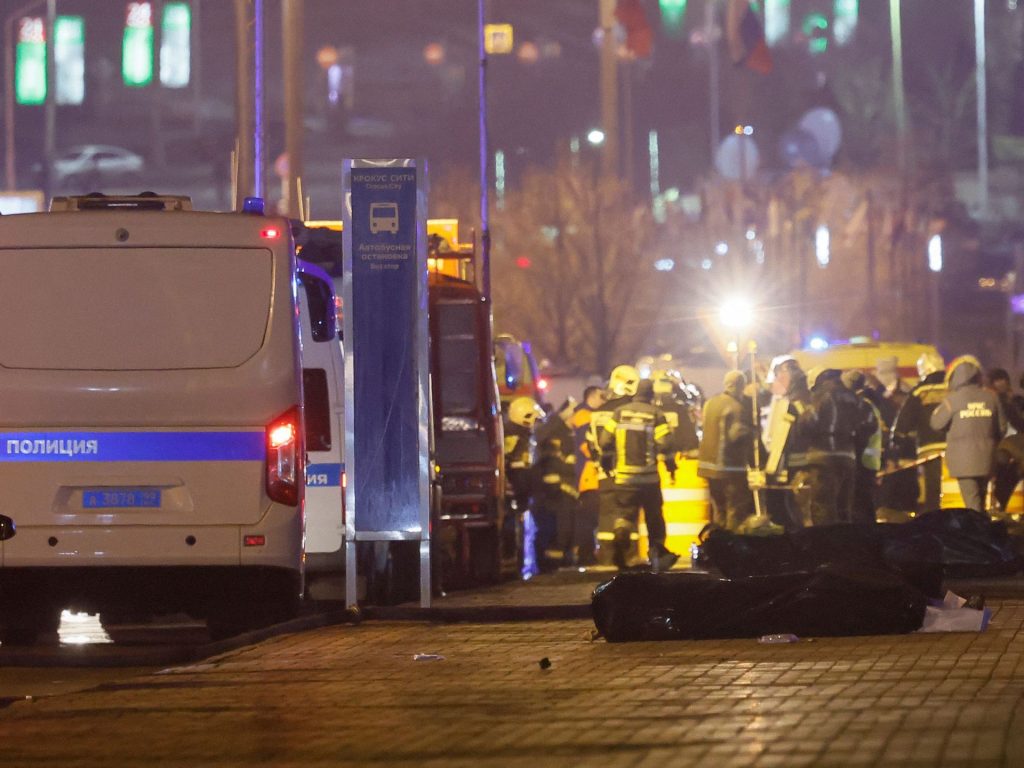 هجوم موسكو.. واشنطن تنفي تورط كييف وزيلينسكي يهاجم بوتين