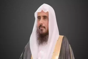 الشيخ “الخثلان” يكشف عن حكم تبادل هدايا العيد عن طريق القرعة