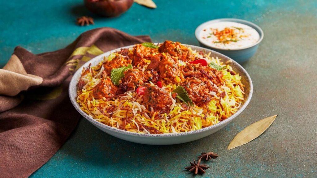 اندفاع البرياني لعيد الفطر في الإمارات: المطاعم محجوزة بالكامل مع وقت انتظار لمدة ساعة – أخبار