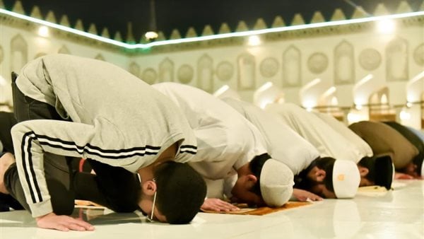 أخر تراويح في رمضان.. شعائر صلاة التراويح من الجامع الأزهر الشريف