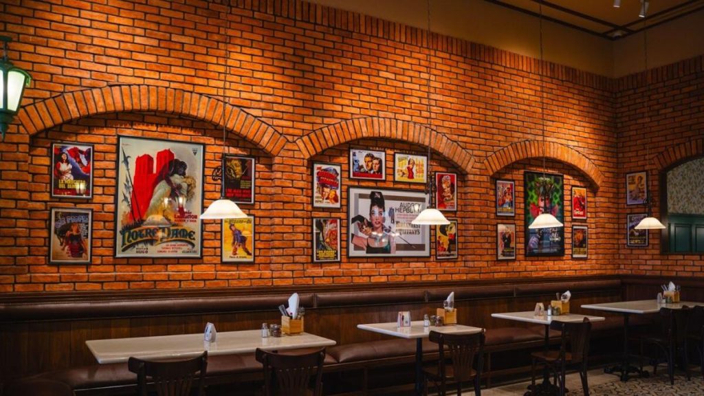 مراجعة مطعم: هذا المقهى في دبي يجعلك تشعر بالحنين إلى كلاسيكيات هوليوود – أخبار