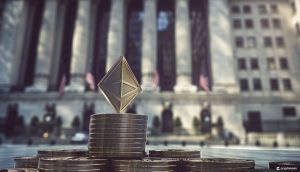 تقول هيئة الأوراق المالية والبورصات إنه من غير المرجح أن توافق على صناديق الاستثمار المتداولة للإيثريوم في مايو: VanEck