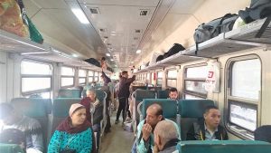 أول أيام عيد الفطر.. كامل الوزير يتابع انتظام العمل بمرافق النقل والمواصلات