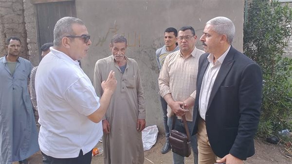 رئيس مدينة طوخ يتابع أعمال إزالة التعديات ومخالفات البناء ..صور