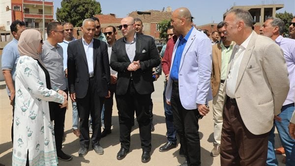 محافظ بني سويف يتفقد أعمال مشروع كوبري أشمنت الجديد