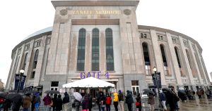 زوجة المدير التنفيذي يانكيز قتلت بسقوط شجرة أثناء العاصفة