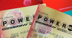 تأخر سحب الجائزة الكبرى لـ Powerball البالغة 1.3 مليار دولار بسبب مشكلة التحقق من التذكرة