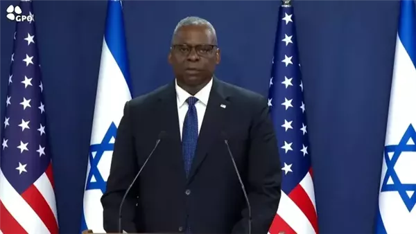 سيناتور أمريكي: البيت الأبيض يسعى لتخصيص 100 مليار دولار لمساعدة أوكرانيا