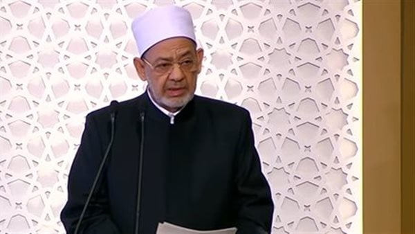 شيخ الأزهر: الباطل لا يتسيد إلا حين يغيب الحق