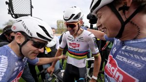 باريس روبيه 2024: ماتيو فان دير بويل يقول إن الهجوم بعيد المدى غير مخطط له، ويعترف بأنه “ضائع عن الكلمات”