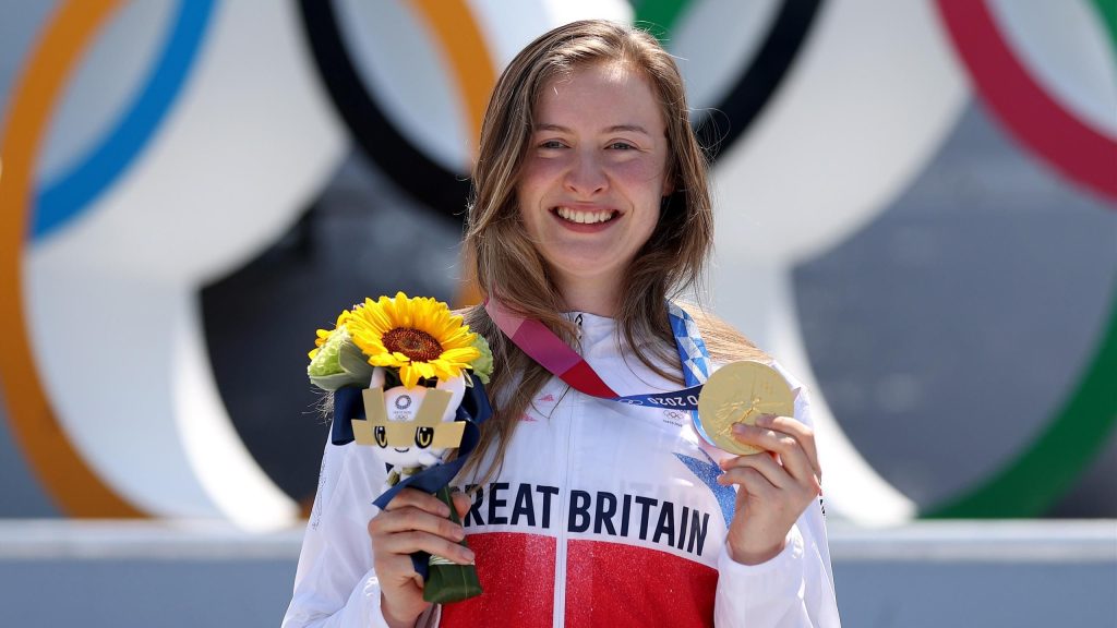 “لا أريد الكشف عن أي أسرار” – شارلوت ورثينجتون تتحدث عن حيل جديدة للدفاع عن لقب البي أم أكس الأولمبي