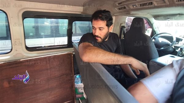 بحضور اللاعبين.. تشييع جنازة والد مروان محسن من السيدة نفيسة| صور