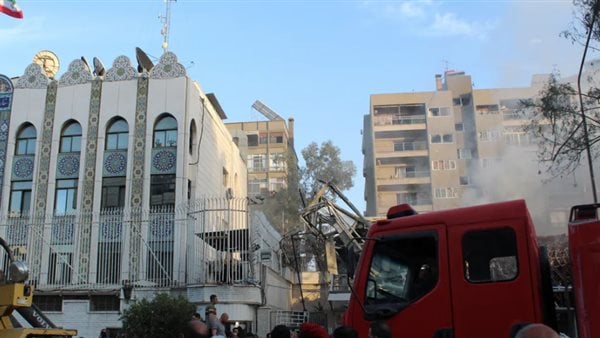 إيران تستدعي ممثل المصالح الأمريكية بالسفارة السويسرية بشأن الهجوم على قنصليتها بدمشق