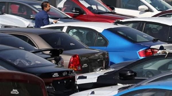 هل ترتفع الأسعار بعد العيد؟.. رئيس رابطة تجار السيارات يجيب
