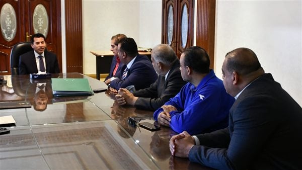 وزير الشباب يناقش إجراءات متطلبات التأسيس لعدد من الاتحادات الرياضية البارالمبية
