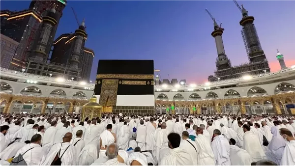 هتروحوا تعملوا عمره.. قرار عاجل من النيابة بشأن المتهم بالنصب على المواطنين