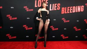 لماذا ترتفع أزياء كريستين ستيوارت هذا العام؟