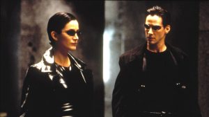 الماتريكس يبلغ عامه الـ 25! ولا تزال الموضة تحب المعطف الجلدي