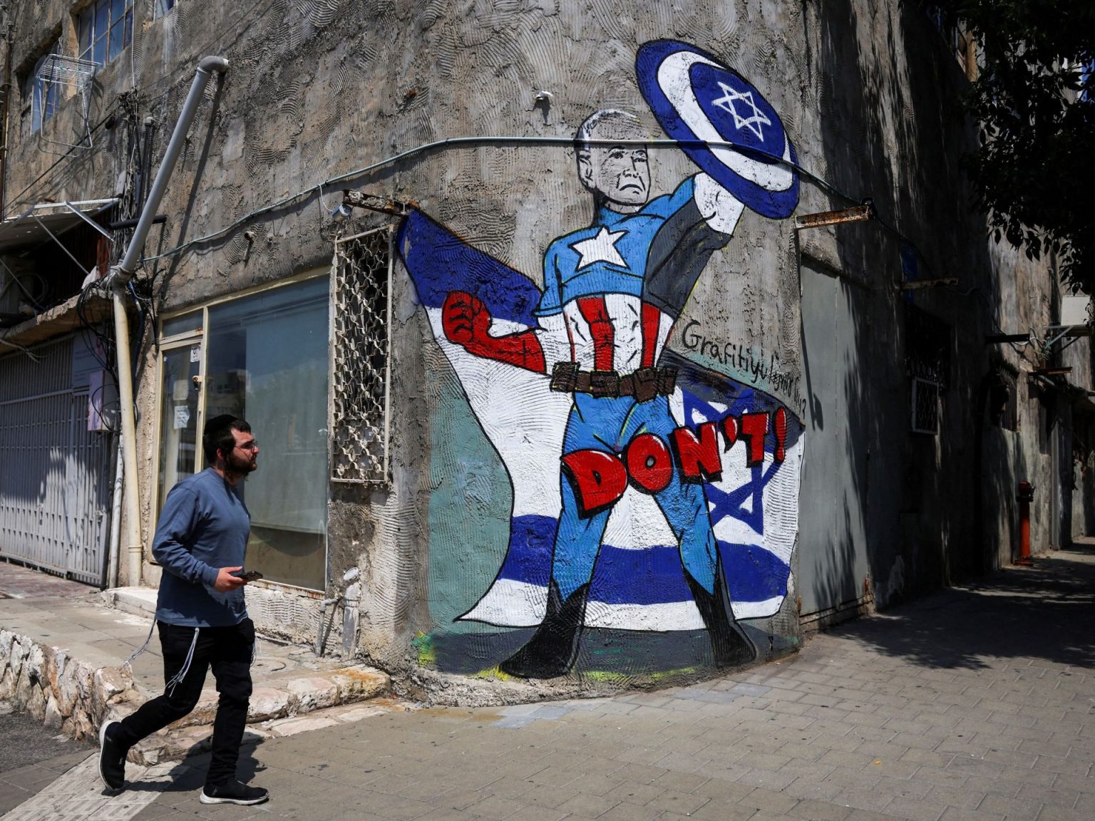 مناشدات غربية لإسرائيل لعدم الرد وإيران تتوعد حال حدوثه