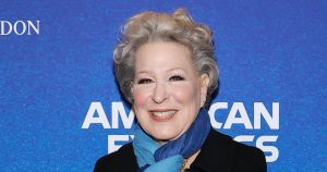 بيت ميدلر تروج لنفسها بفرح شديد في الموسم الرابع عشر من “RHOBH”: “في مزاج للتحدث S-t”