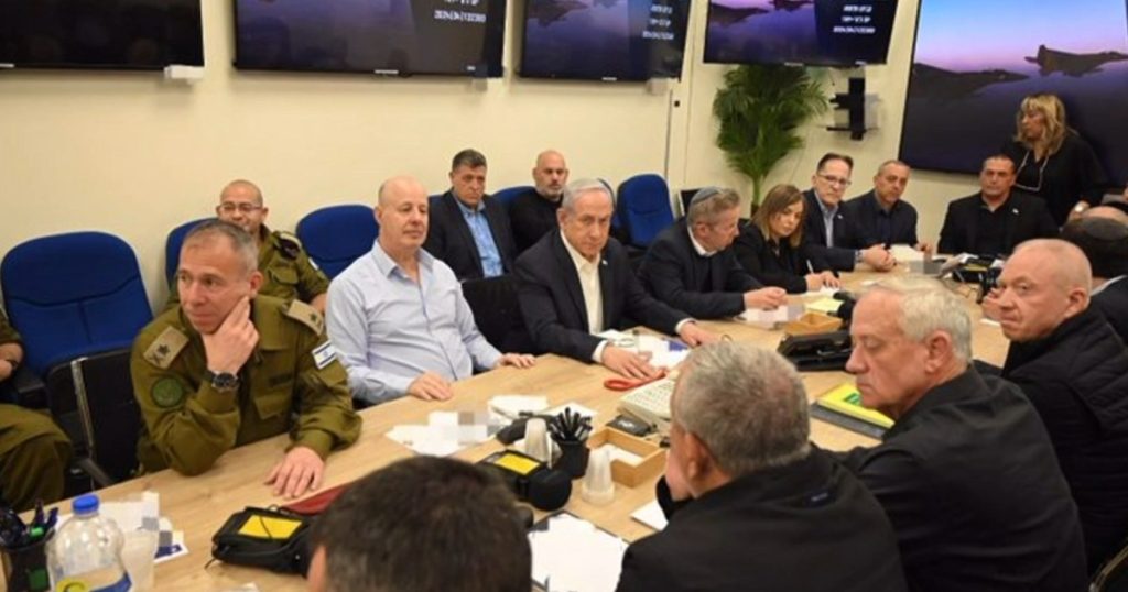 مراسل الجزيرة في طهران: الهجوم الإيراني مركب وإيران أسقطت الخطوط الحمر