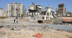 يقول مصدر إن 17 من أصل 20 طبيبًا أمريكيًا عالقين في غزة يغادرون بمساعدة مسؤولين أمريكيين