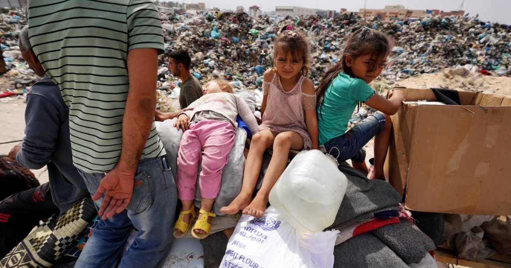 يقول البيت الأبيض إن الضربة الإسرائيلية على رفح والهجوم البري لا تتجاوز “الخط الأحمر” الذي وضعه بايدن