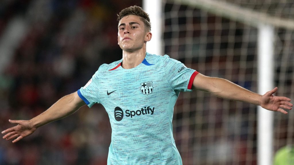 ألميريا 0-2 برشلونة – فاز برشلونة على الطريق ليحكم قبضته على المركز الثاني في الدوري الأسباني