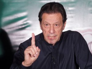 عمران خان: حزبنا فاز في الانتخابات لكنهم سرقوها