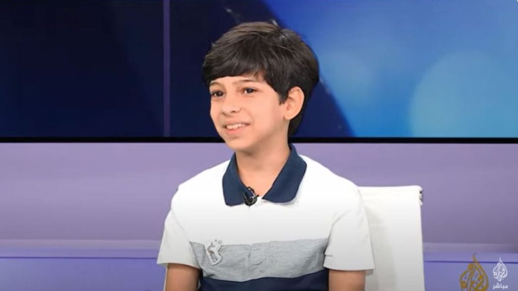 “ربما سَلِموا إذا كان الجميع مقاتلين”.. طفل غزي يوجّه رسالة مؤثرة عبر الجزيرة مباشر (فيديو)