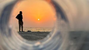 طقس الإمارات: درجات الحرارة تصل إلى 49 درجة مئوية، يوم صحو عمومًا – أخبار