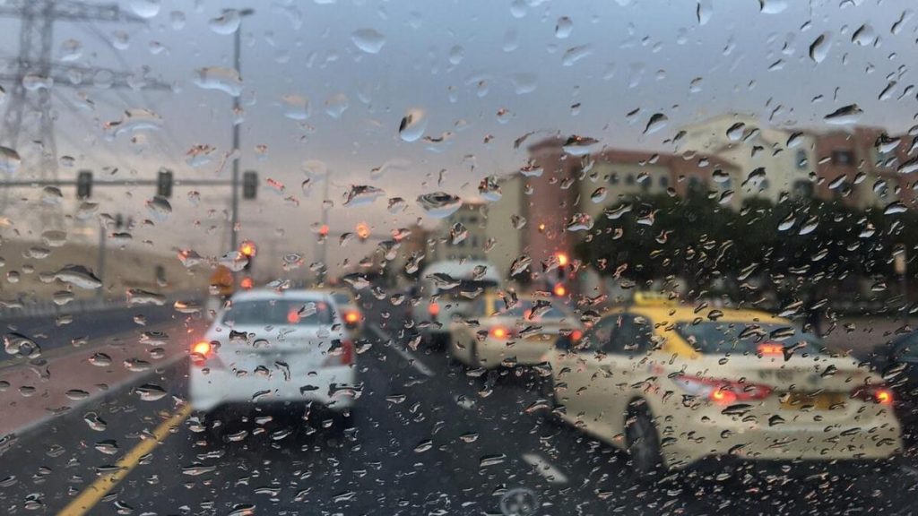 طقس الإمارات.. فرصة لهطول أمطار وأجواء مغبرة متوقعة – أخبار