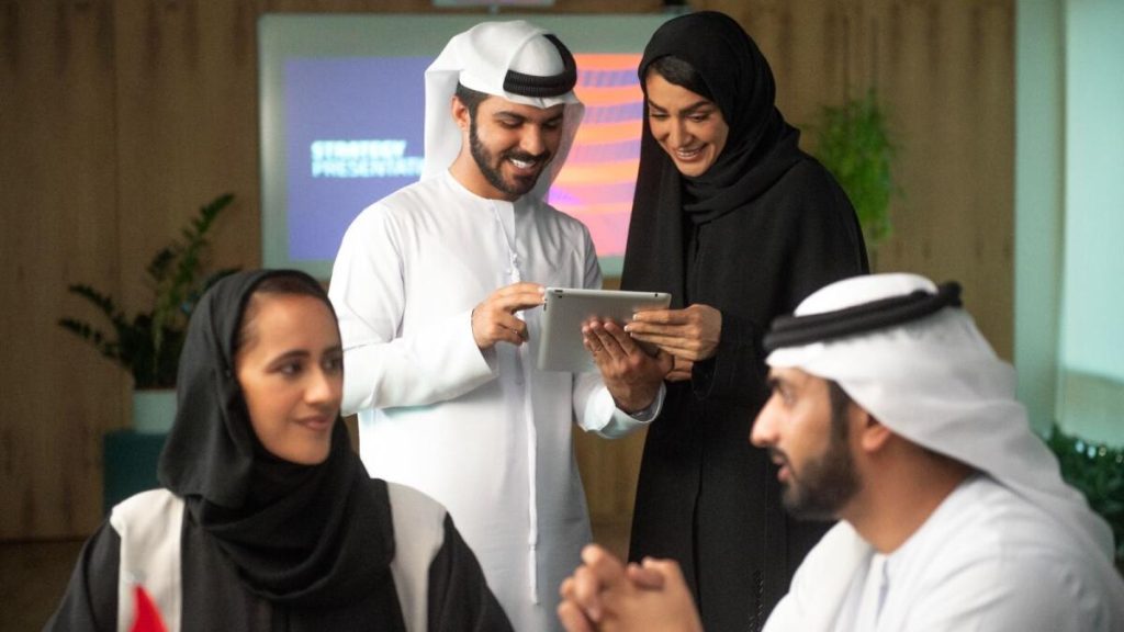 الإمارات العربية المتحدة: المديرات التنفيذيات يرحبن بقرار جديد يلزم النساء بتولي عضوية مجالس إدارة الشركات – أخبار