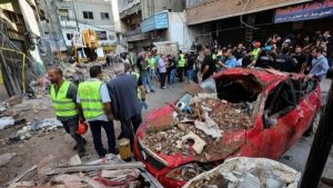 ستارمر يدعو البريطانيين إلى مغادرة لبنان على الفور