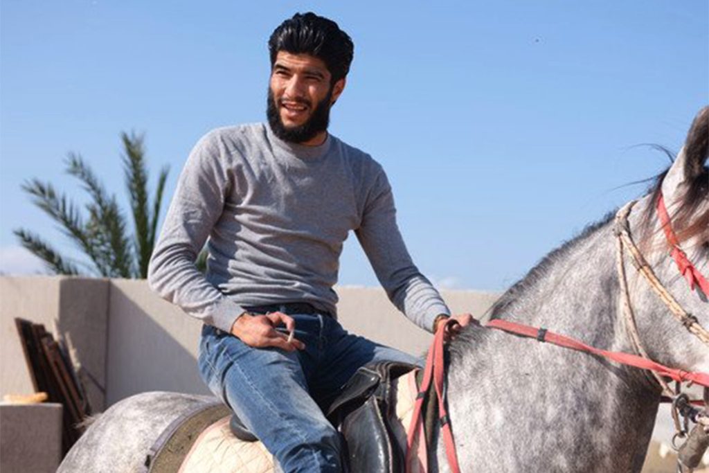 بطل وطني أم مهرب للبشر.. لماذا أثار اغتيال “البيدجا” المنصات الليبية؟