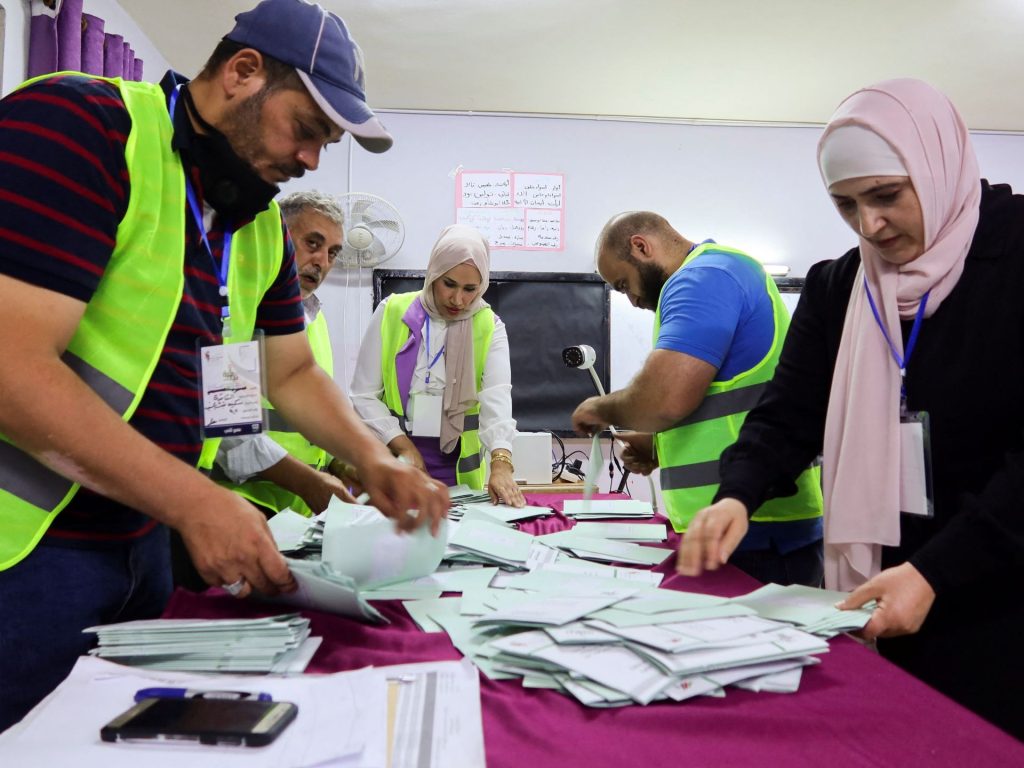 إطلاق نار وأعمال شغب خلال الانتخابات البرلمانية في الأردن