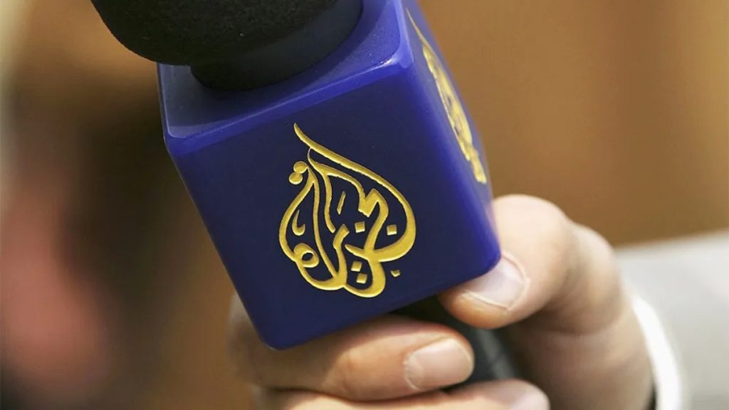 أمنستي: إغلاق مكتب الجزيرة برام الله “اعتداء وقح” وضربة ساحقة لحرية الصحافة